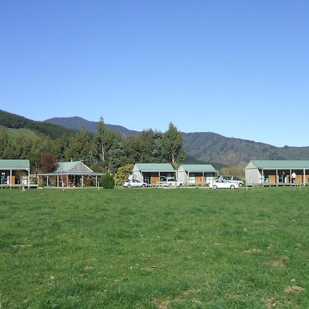 Smiths Farm Holiday Park Linkwater Экстерьер фото
